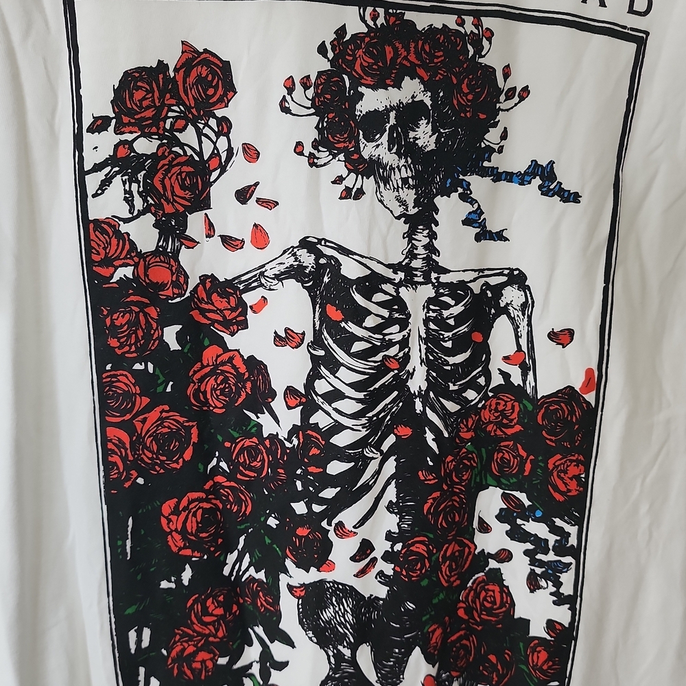 Grateful Dead White Skull Graphic Tee